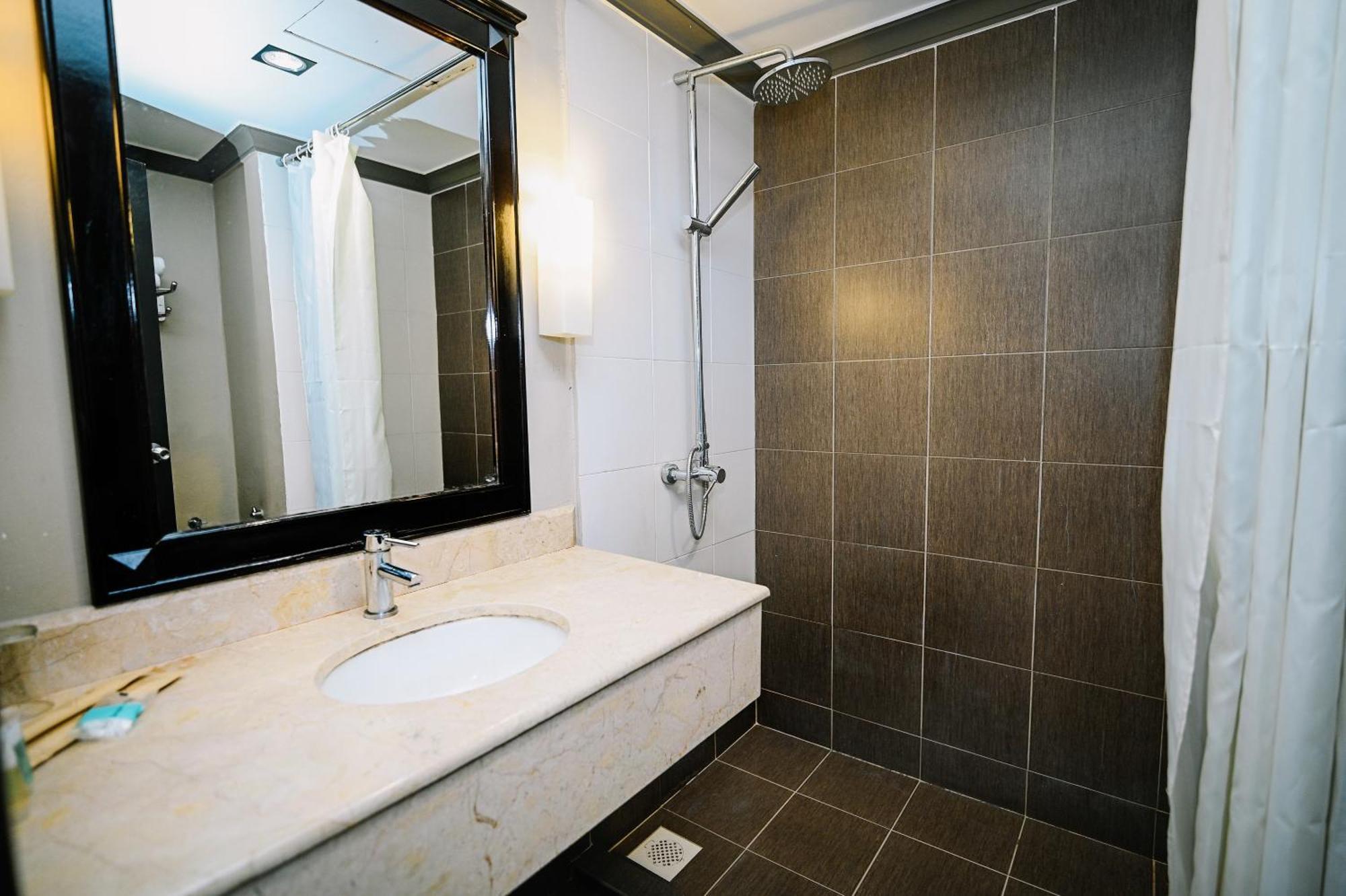 Kingston Hotel 9 - Jonker Street ملقا المظهر الخارجي الصورة