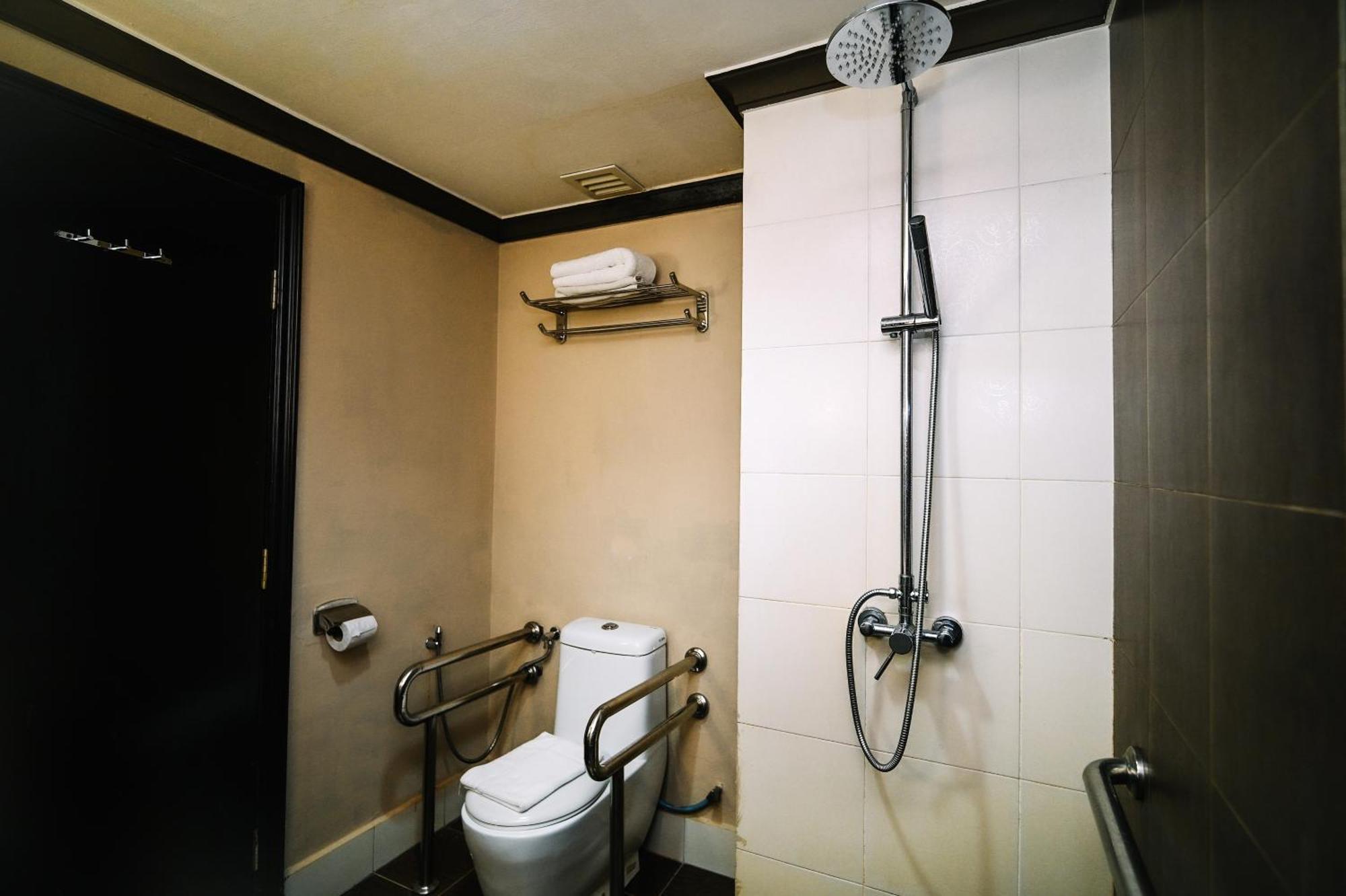 Kingston Hotel 9 - Jonker Street ملقا المظهر الخارجي الصورة